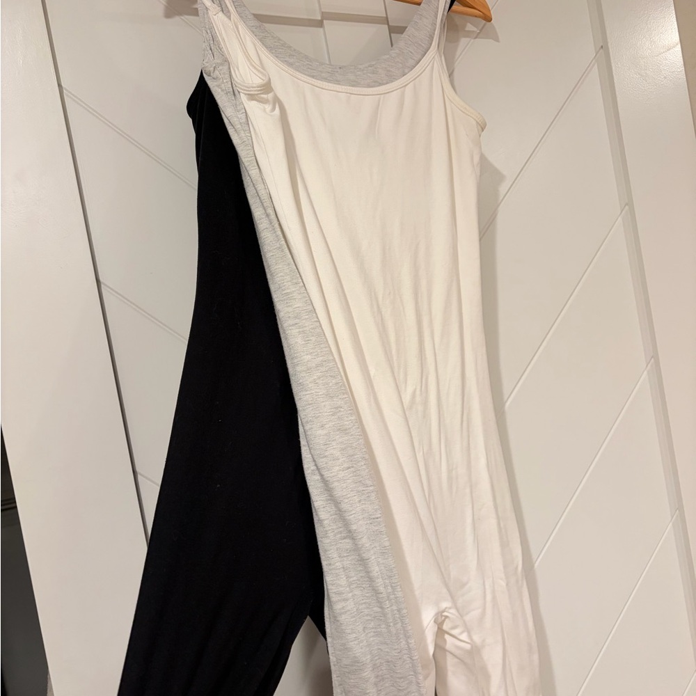 (3) Chic Black,white and Grey  Bumpsuit Sleeveless Jumpsuit
